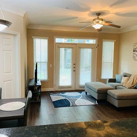 Cozy Home Near Med Center, Nrg, Galleria & Dtown Houston Exterior foto