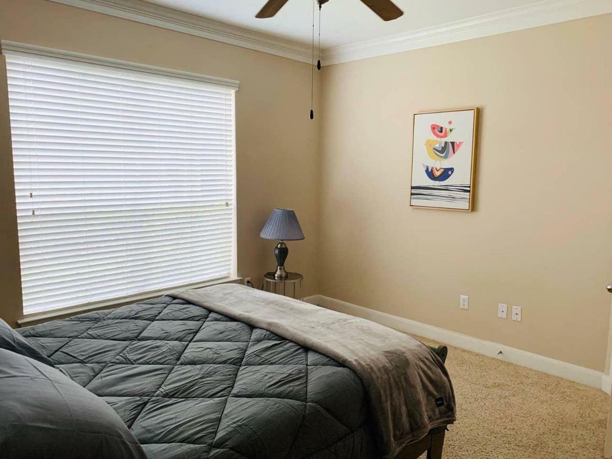 Cozy Home Near Med Center, Nrg, Galleria & Dtown Houston Exterior foto