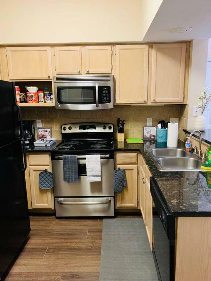 Cozy Home Near Med Center, Nrg, Galleria & Dtown Houston Exterior foto